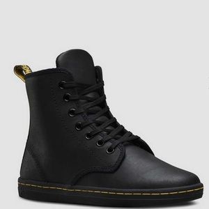 Dr Martens / Doc Martens Shoreditch lace up ankle boots